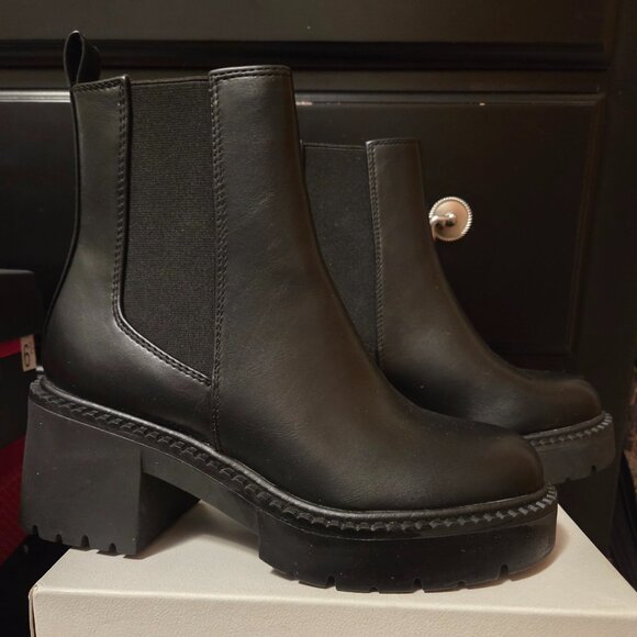 Madden Girl Tianna Boot - Picture 1 of 3